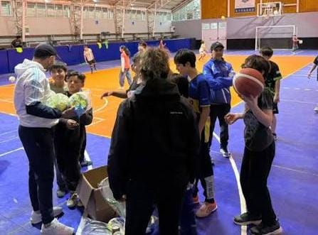 Villa Pehuenia Moquehue festeja el Día del Estudiante y la Primavera: 286 chicos se encuentran en el SAF1